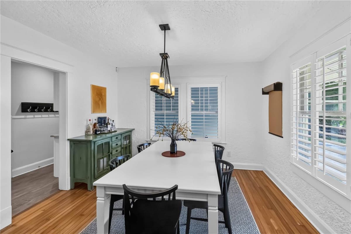 2016 VIRGINIA DRIVE — photo 10 of 30