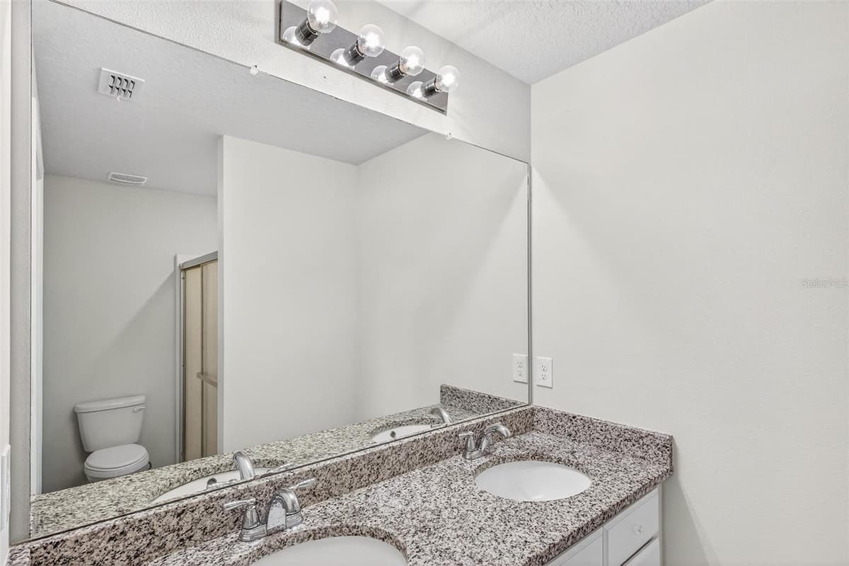 842 GILA WAY — photo 16 of 40
