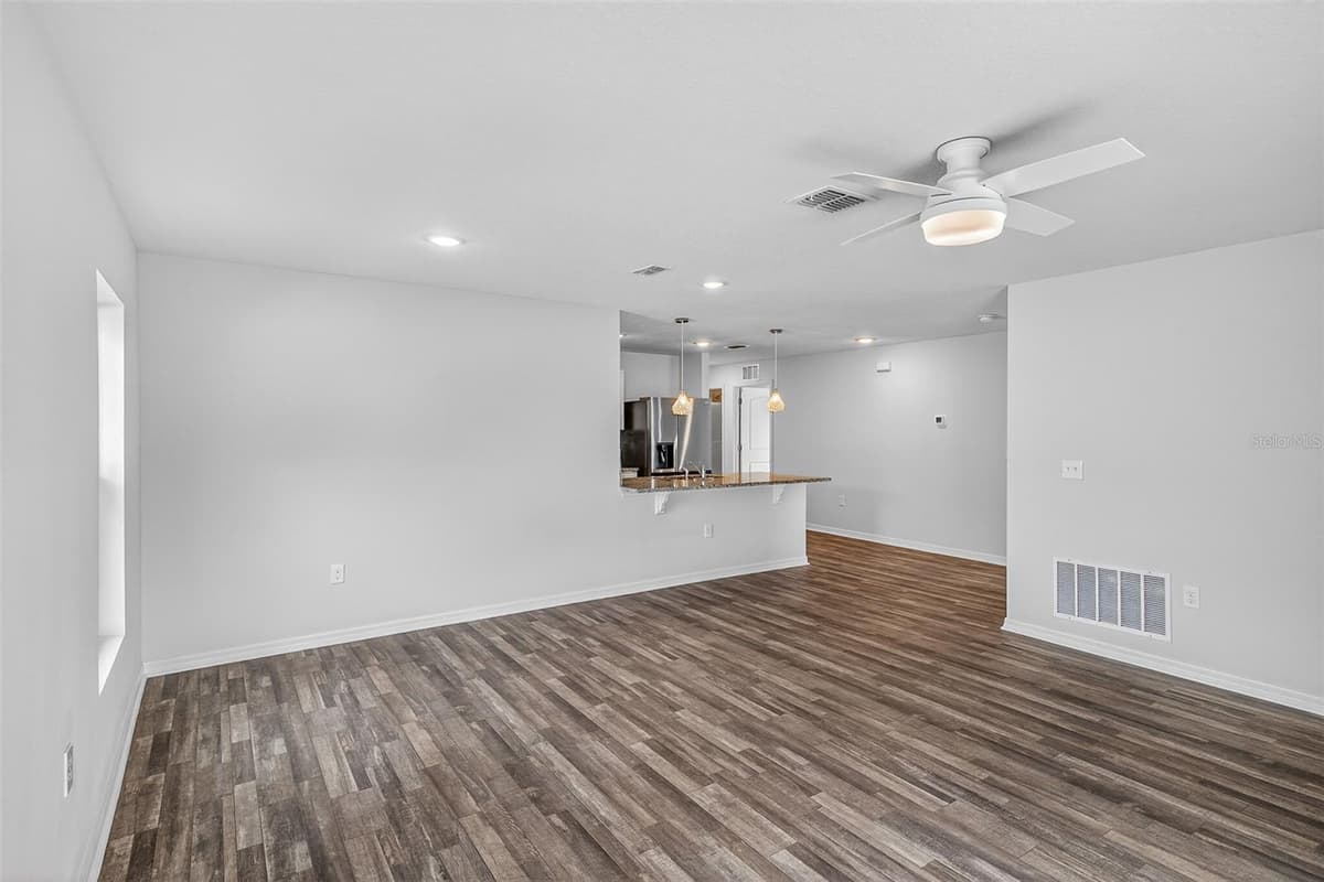 842 GILA WAY — photo 14 of 40
