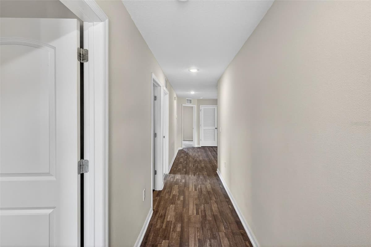 842 GILA WAY — photo 5 of 40