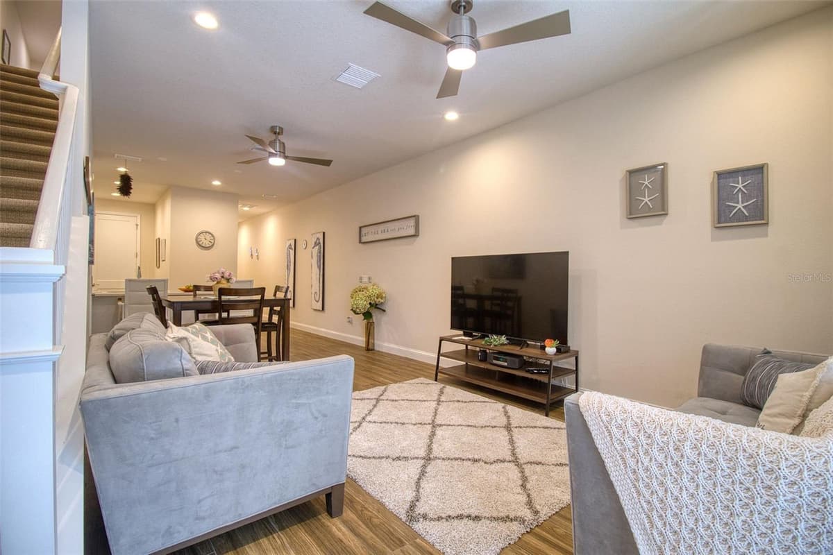 411 BIRDSONG LANE — photo 11 of 53