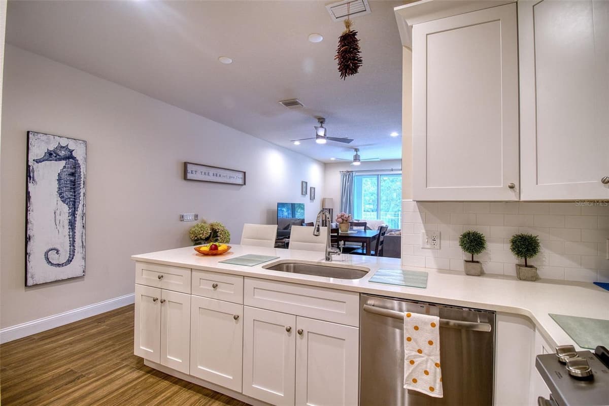 411 BIRDSONG LANE — photo 9 of 53