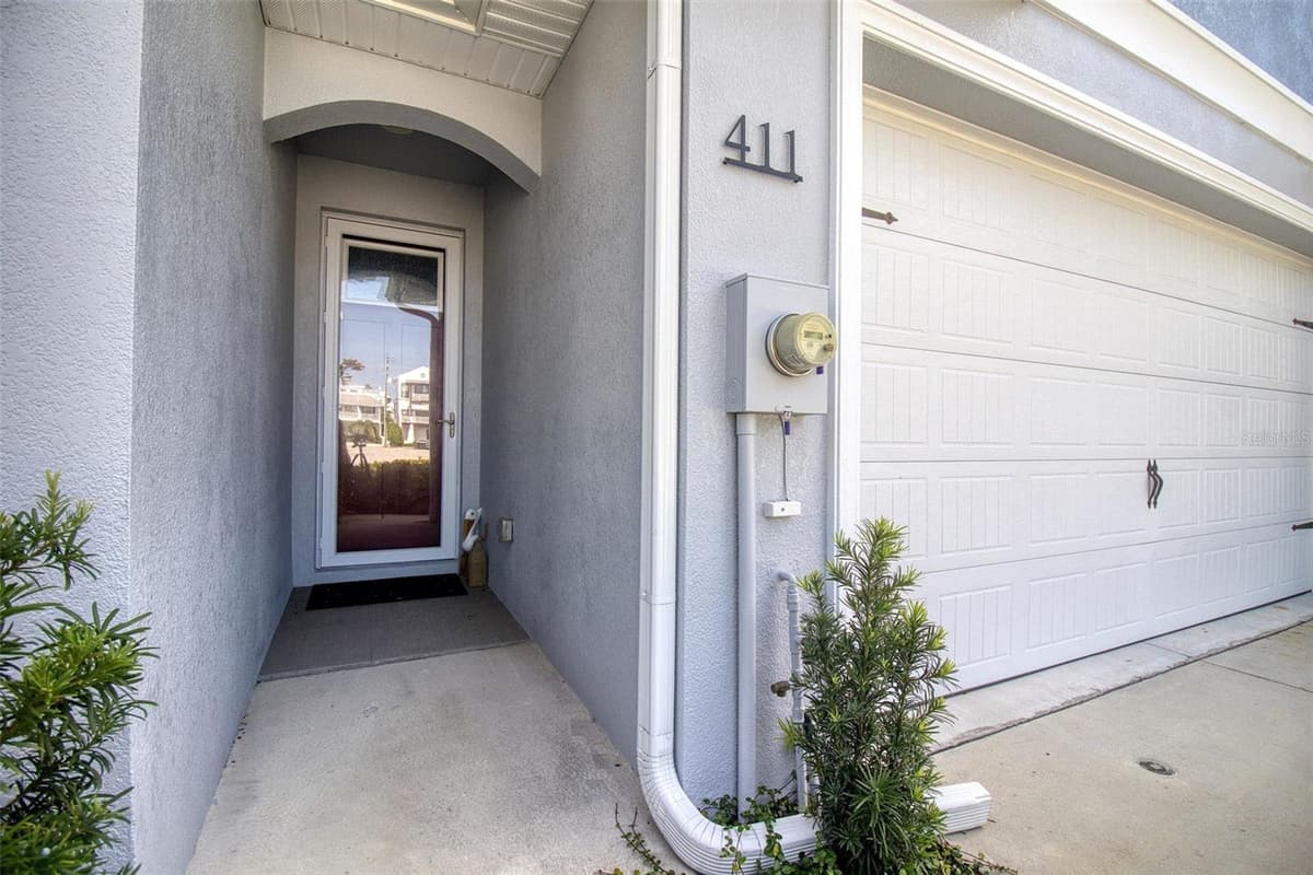 411 BIRDSONG LANE — photo 2 of 53