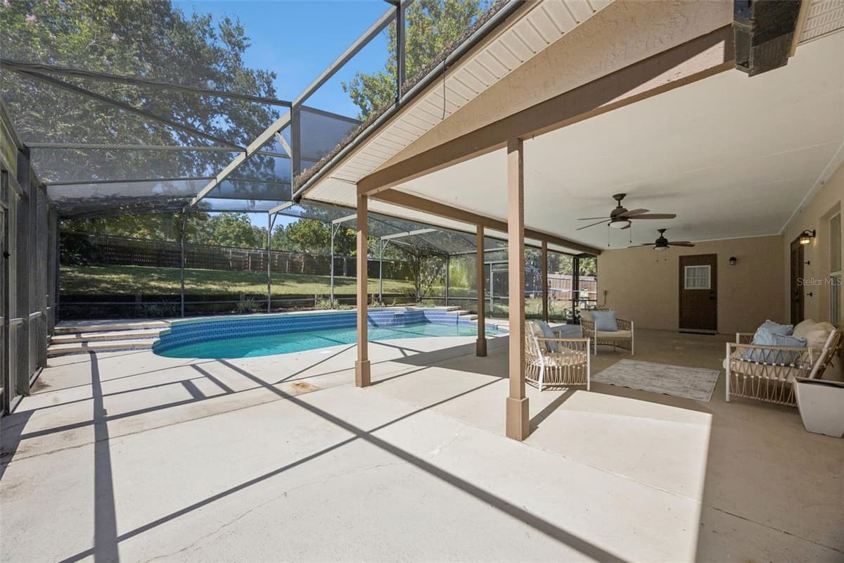 16045 HARBAR OAKS DRIVE — photo 25 of 35