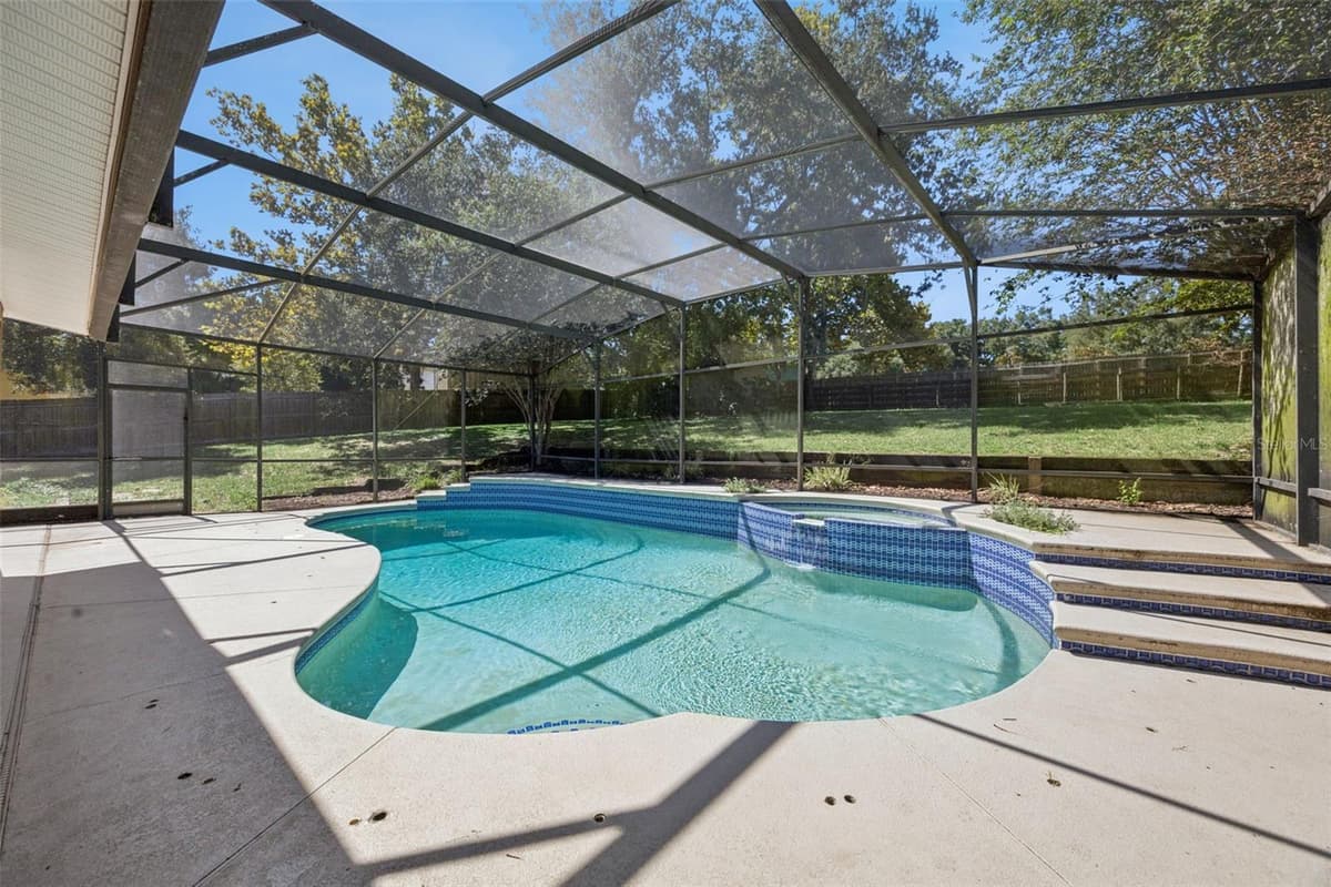 16045 HARBAR OAKS DRIVE — photo 28 of 35