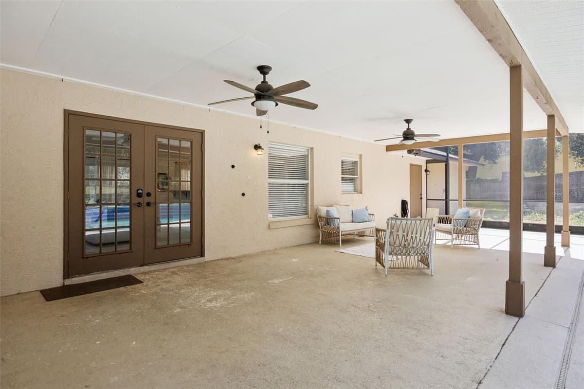 16045 HARBAR OAKS DRIVE — photo 24 of 35