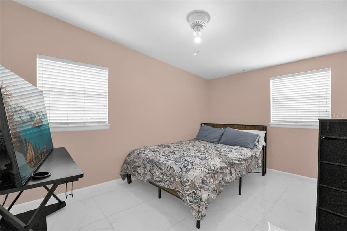7013 COCOS DRIVE — photo 16 of 24