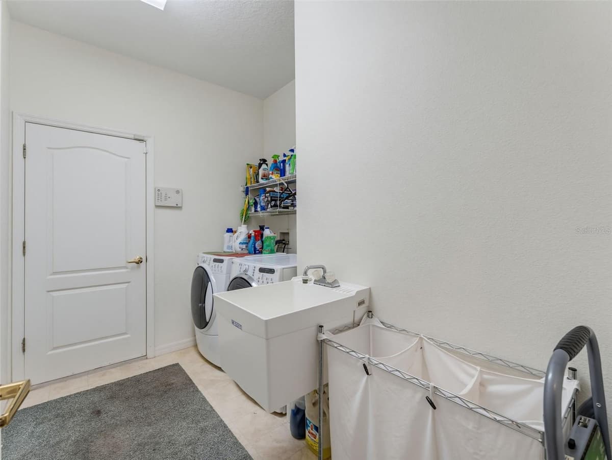 2542 SANDY HILL COURT — photo 48 of 100