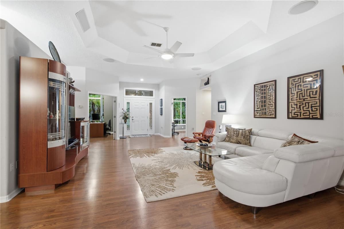 2042 ACADEMY COURT — photo 14 of 49