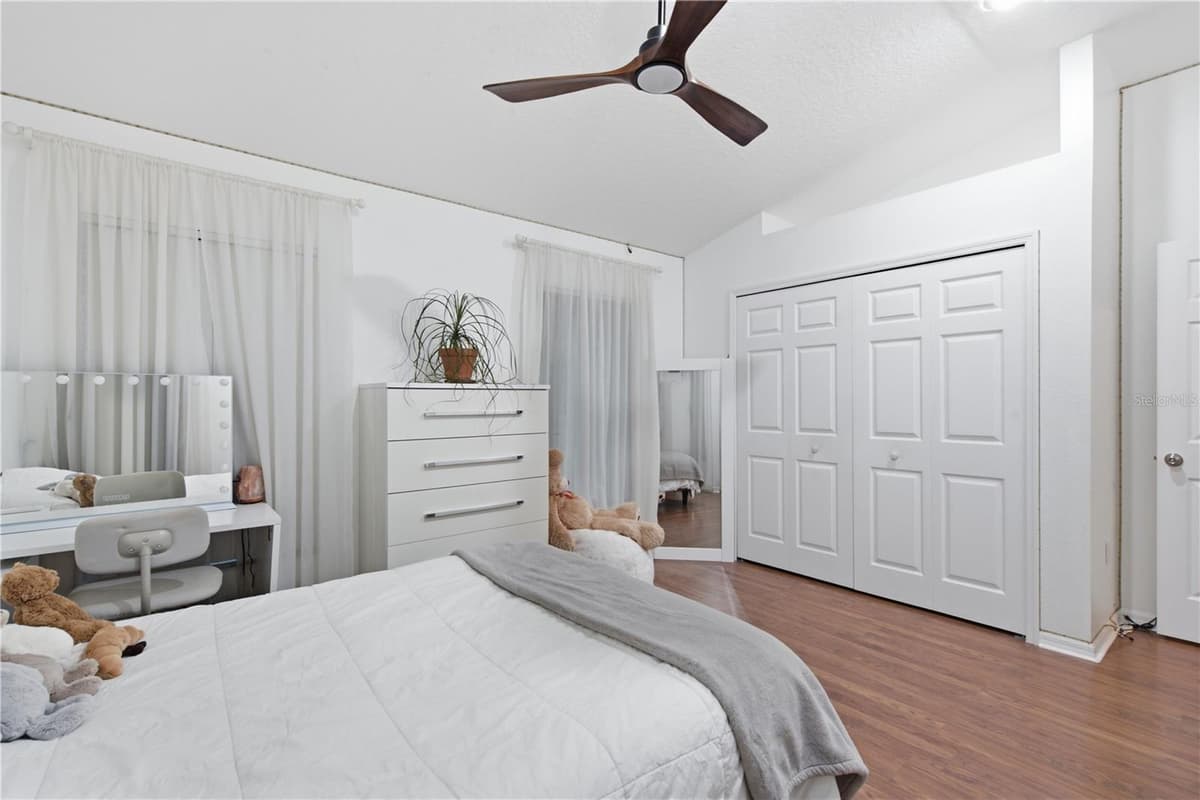 2042 ACADEMY COURT — photo 33 of 49