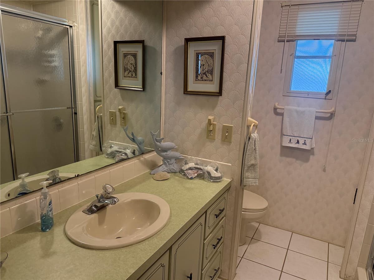 5640 FORSYTHIA ROAD — photo 7 of 23