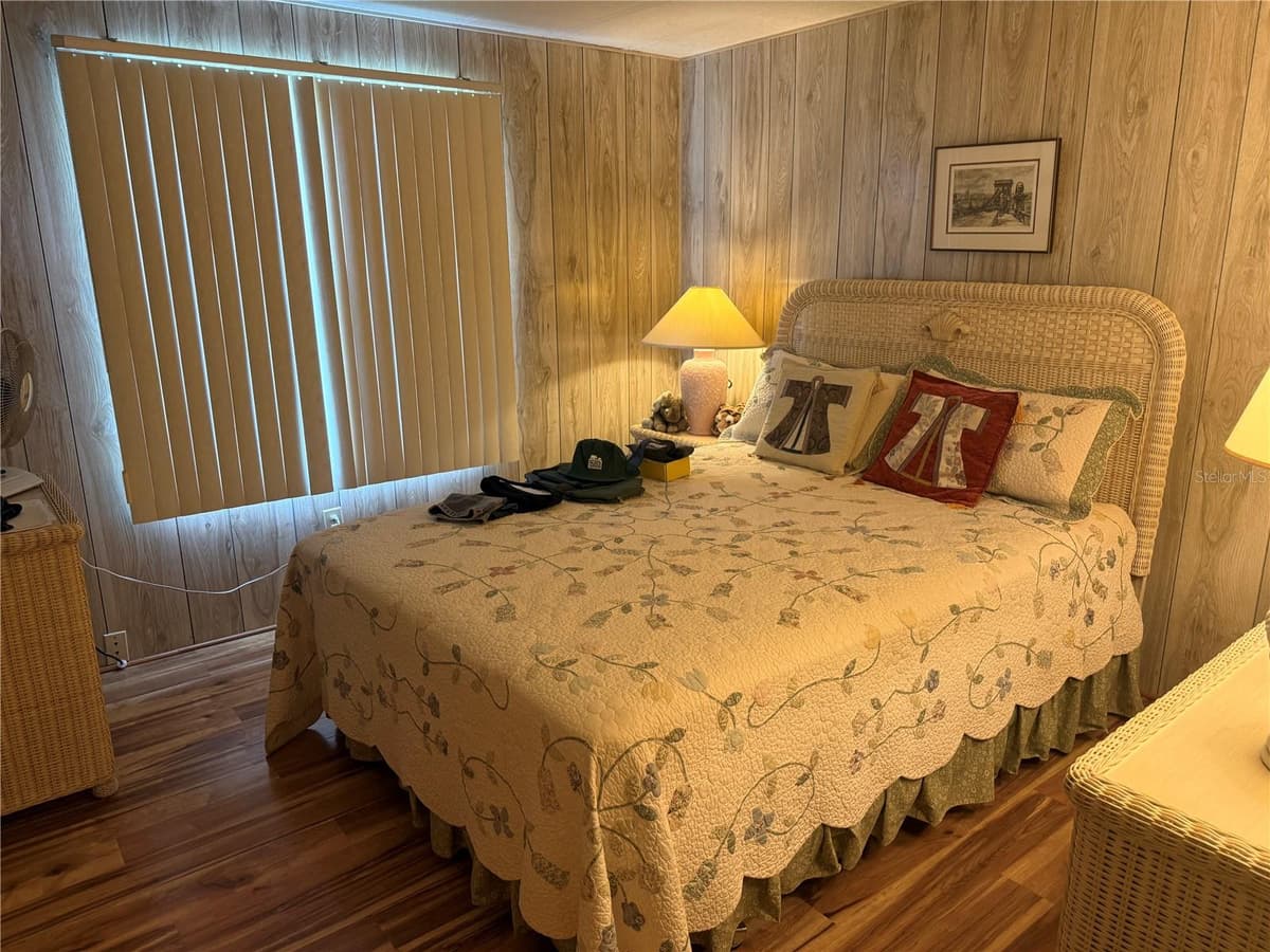 5640 FORSYTHIA ROAD — photo 8 of 23