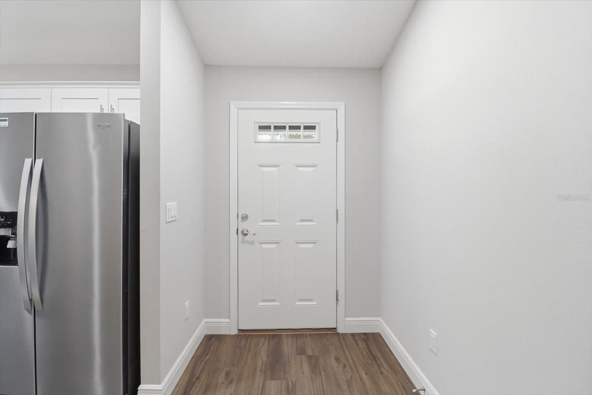 9144/9146 PEACHTREE WAY — photo 3 of 30