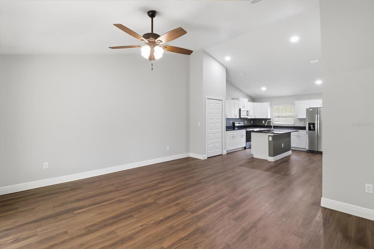 9144/9146 PEACHTREE WAY — photo 17 of 30