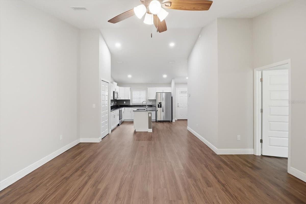 9144/9146 PEACHTREE WAY — photo 16 of 30