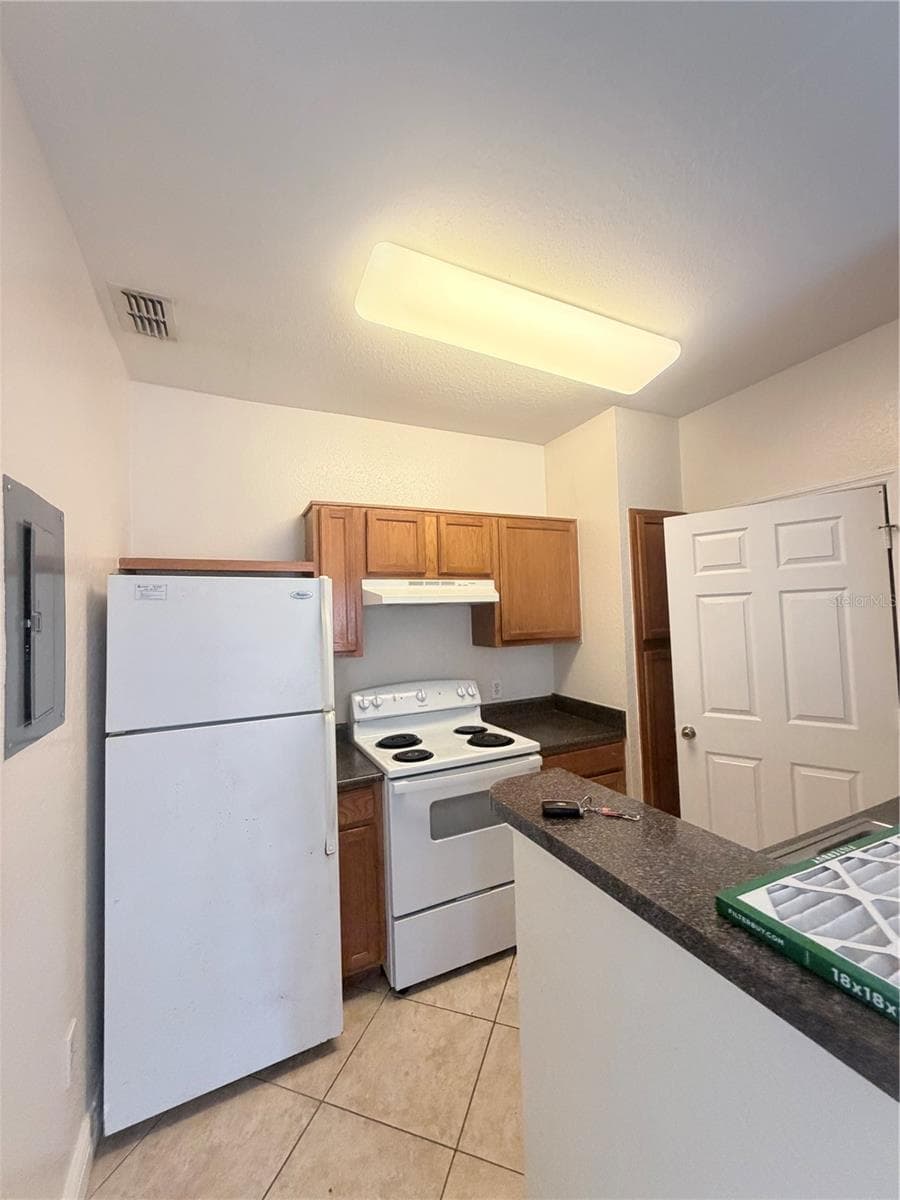 5525 PGA BOULEVARD — photo 5 of 12