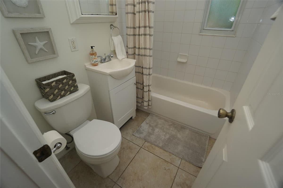 1712 GRACE STREET — photo 8 of 12