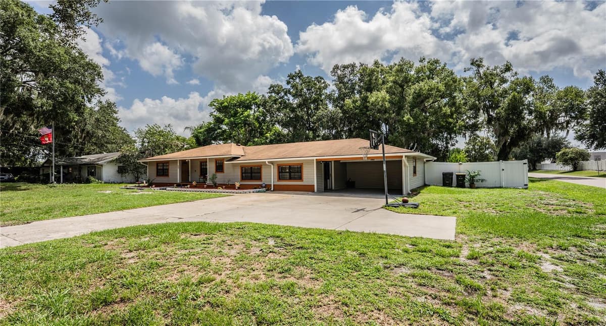 8505 CAMPBELL ROAD — photo 45 of 56