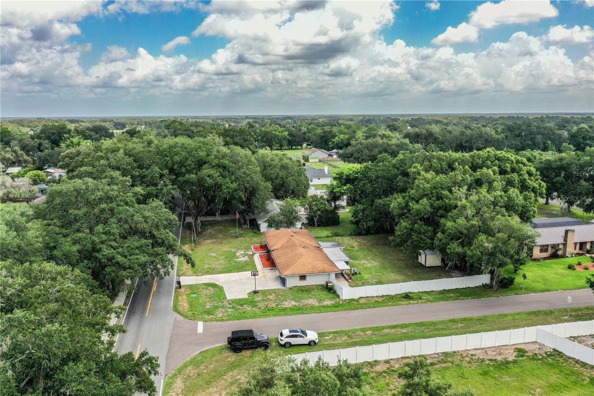8505 CAMPBELL ROAD — photo 48 of 56