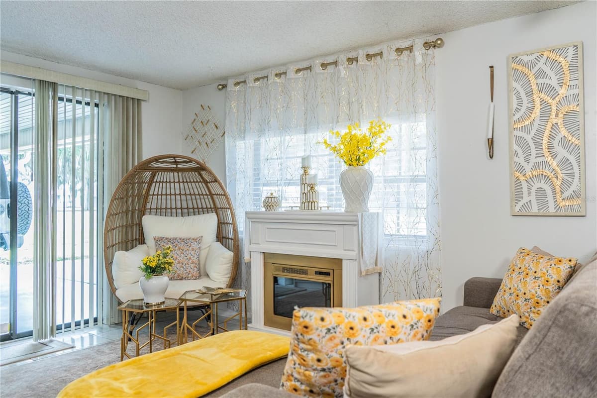8505 CAMPBELL ROAD — photo 7 of 56