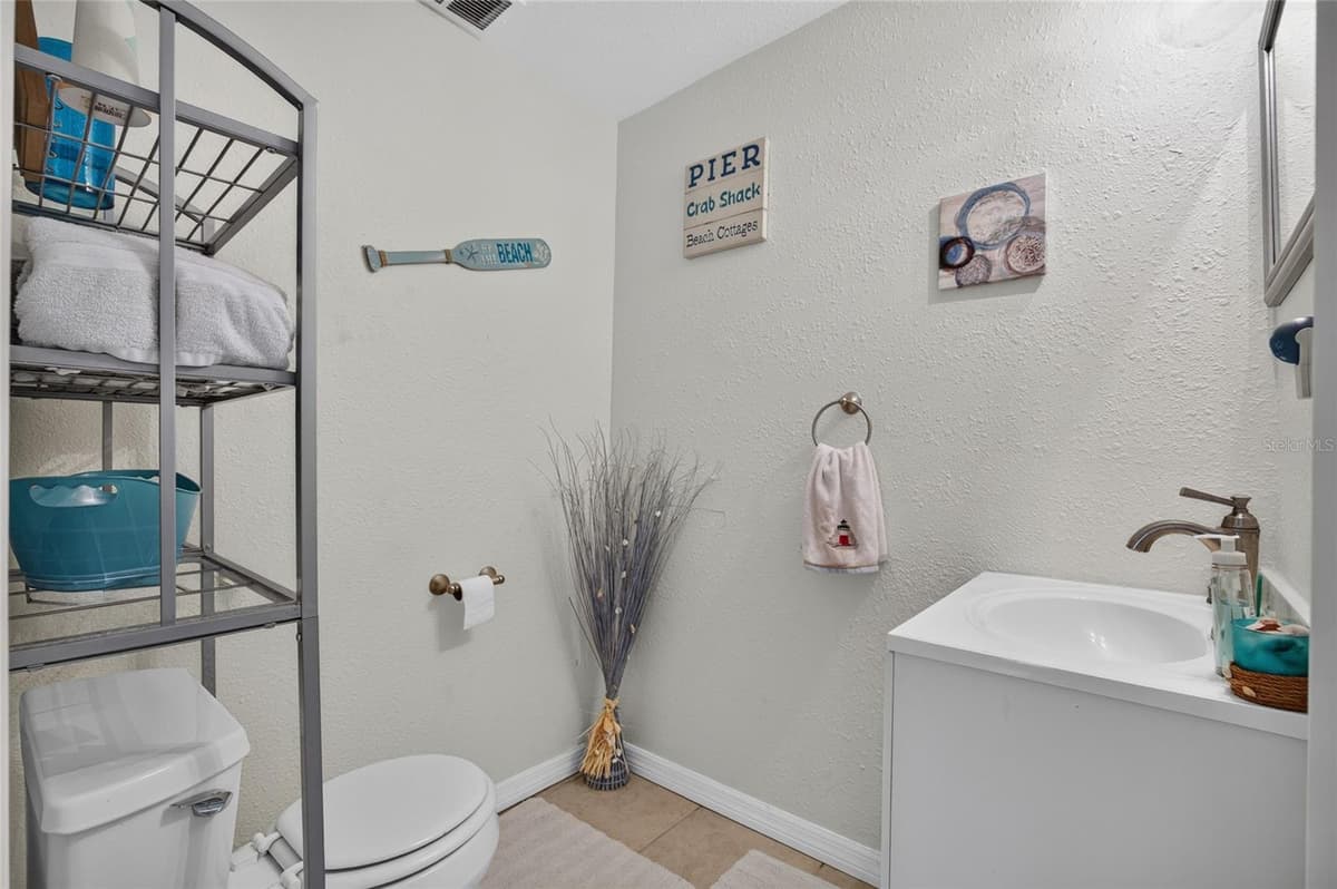 1608 YANCY STREET — photo 15 of 26
