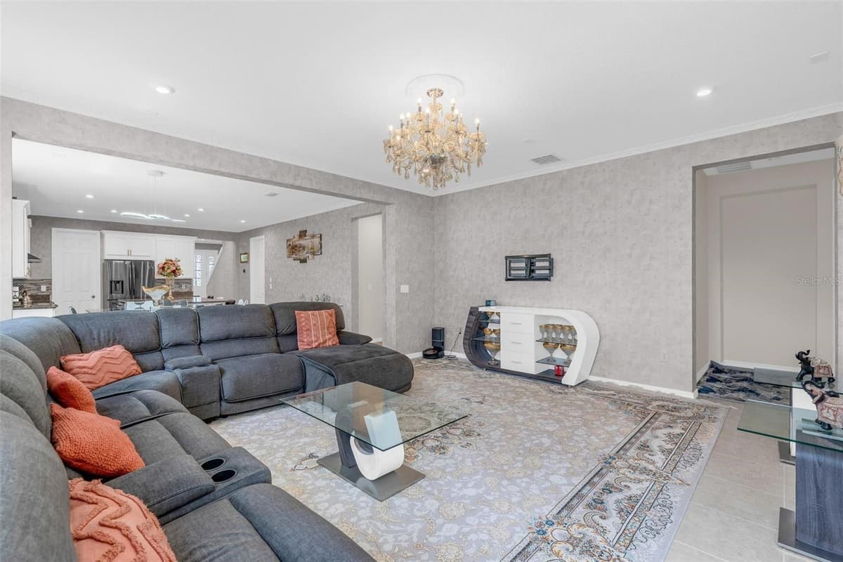 2285 CENTERRA LOOP — photo 17 of 56