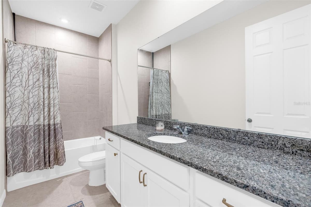2285 CENTERRA LOOP — photo 30 of 56