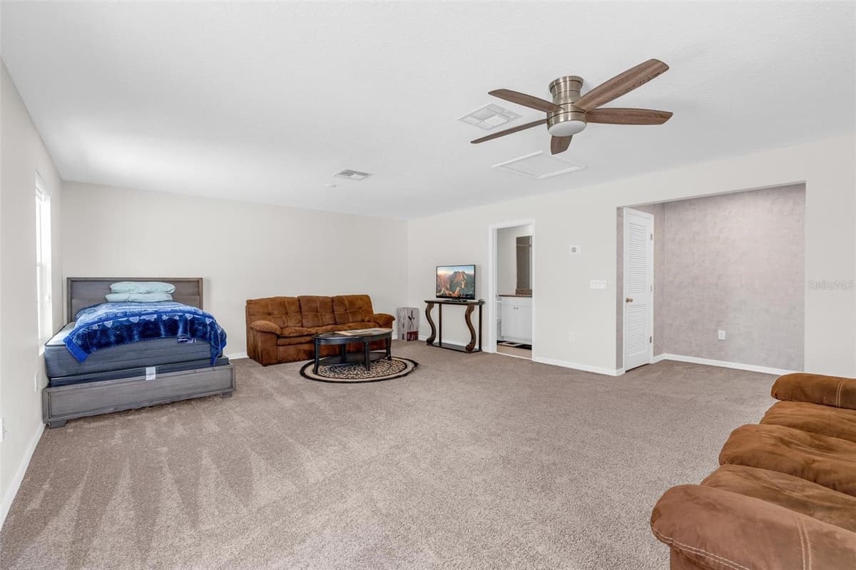2285 CENTERRA LOOP — photo 35 of 56