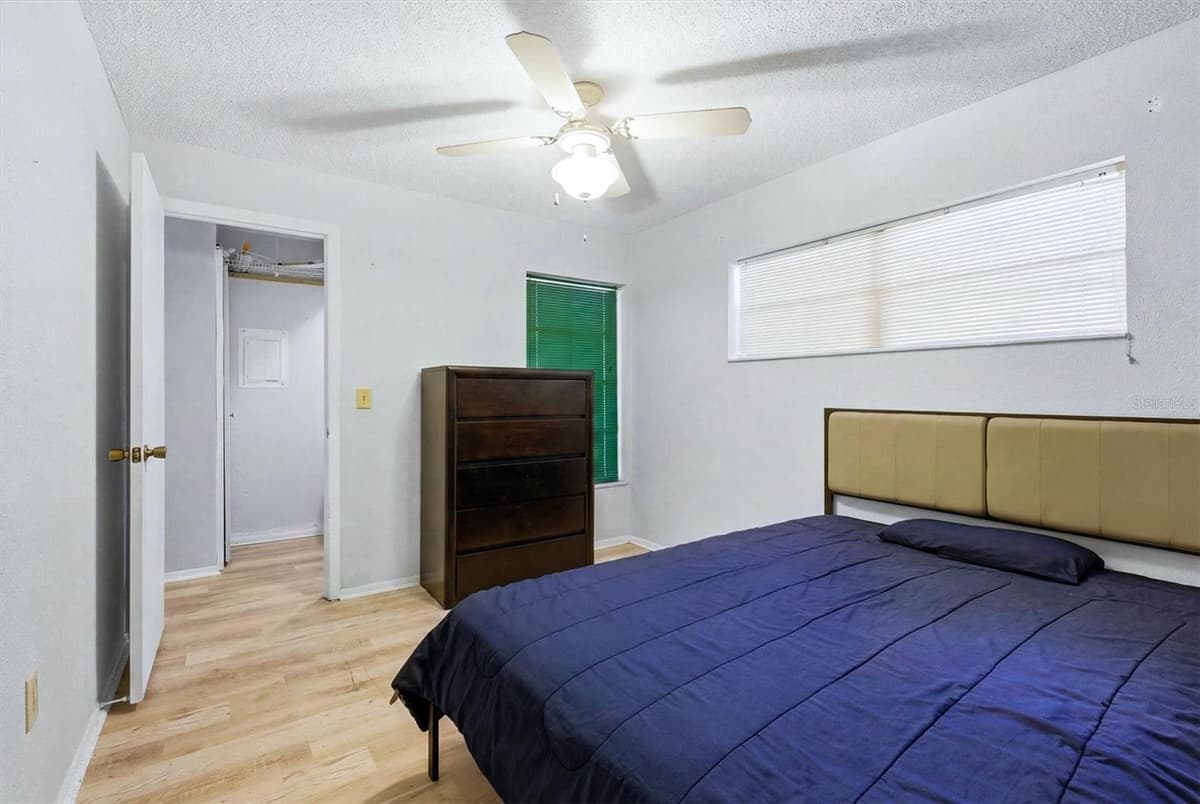 5063 VILLAGE GARDENS DRIVE — photo 19 of 40