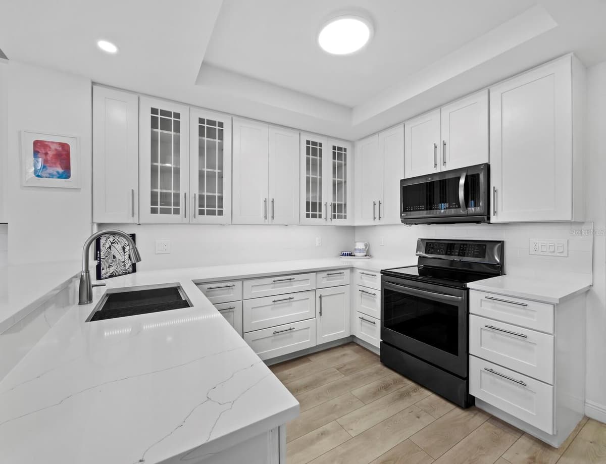 1906 HARBOURSIDE DRIVE — photo 17 of 50