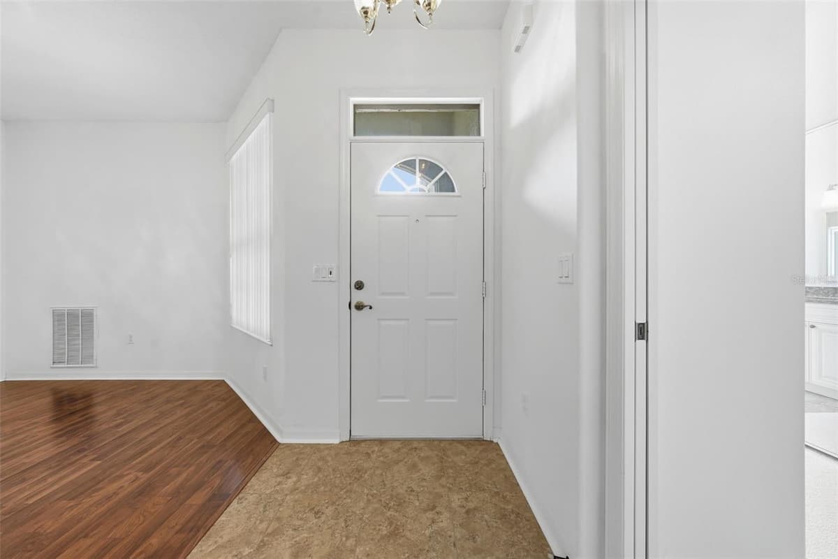 307 GRAND VISTA TRAIL — photo 5 of 44