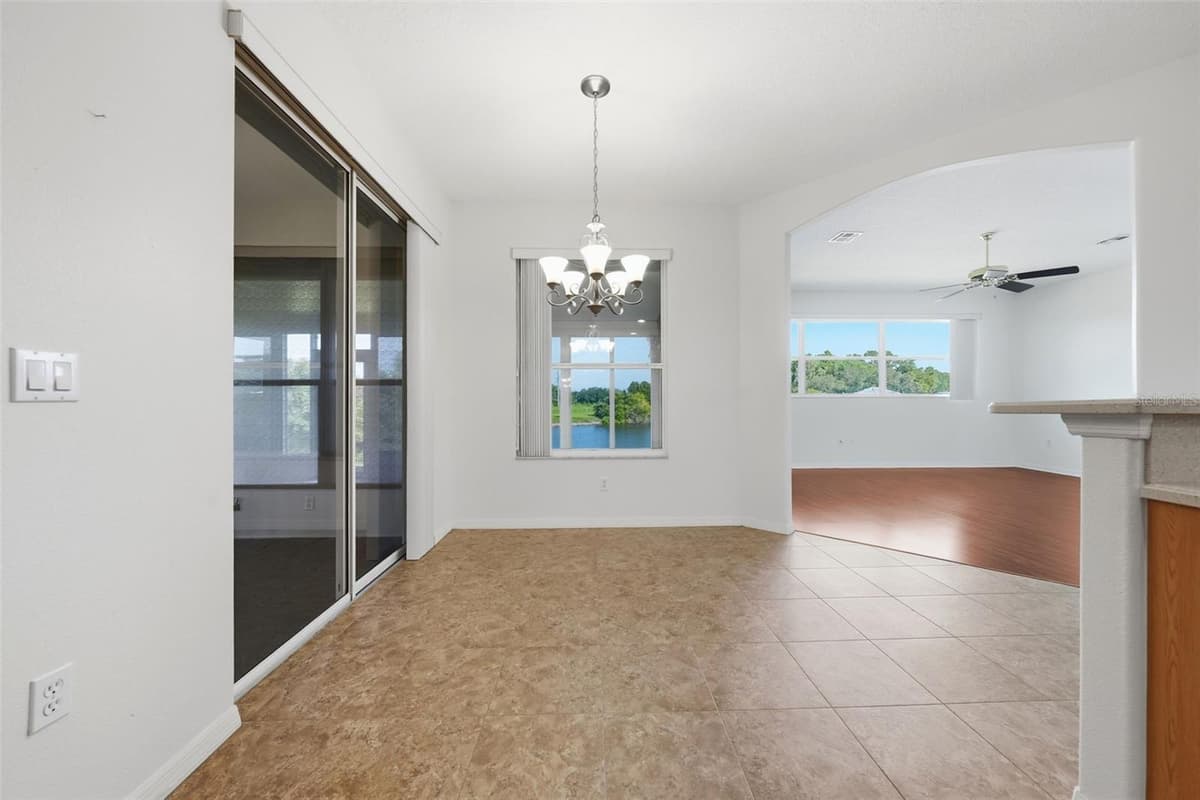 307 GRAND VISTA TRAIL — photo 12 of 44