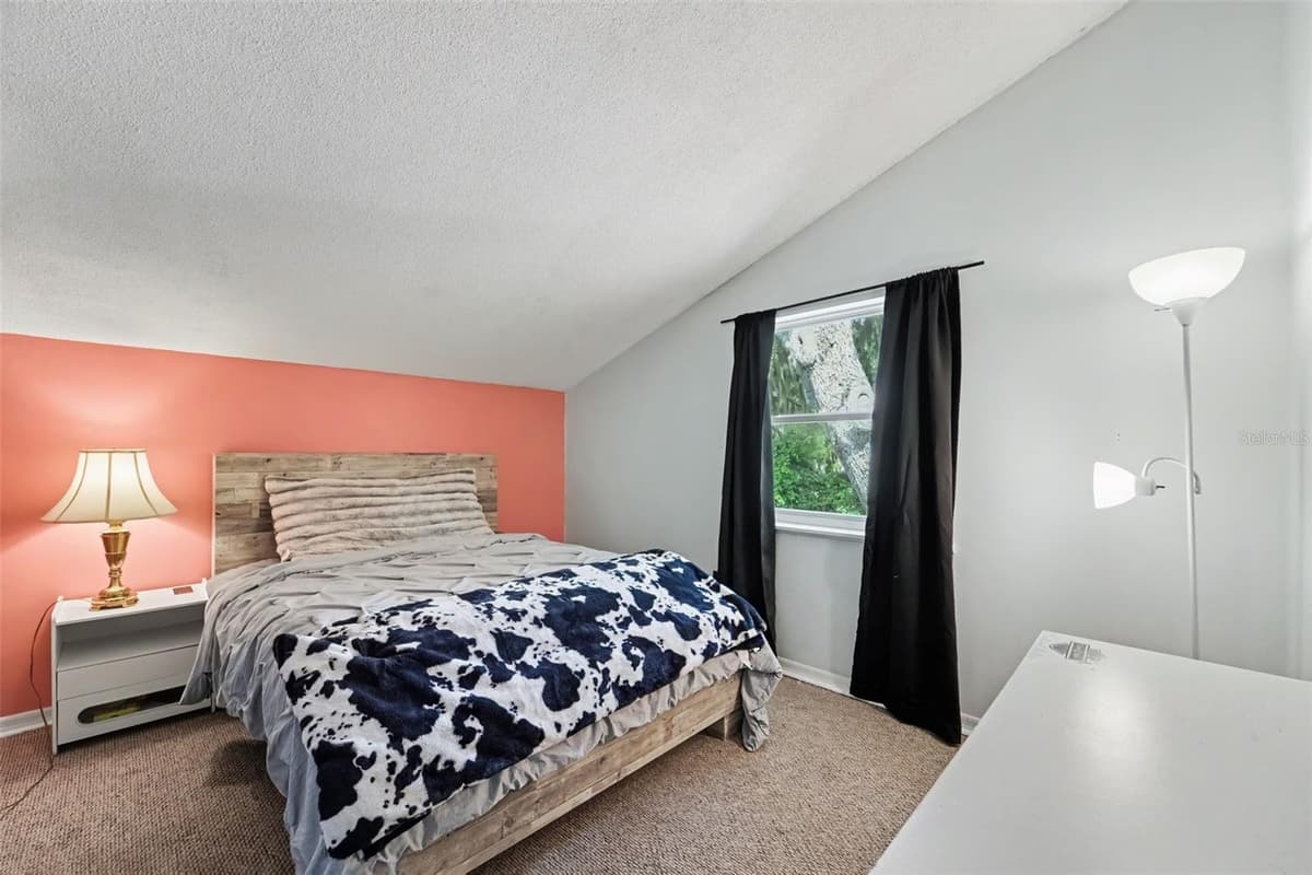 7238 HILLCREST STREET — photo 21 of 30