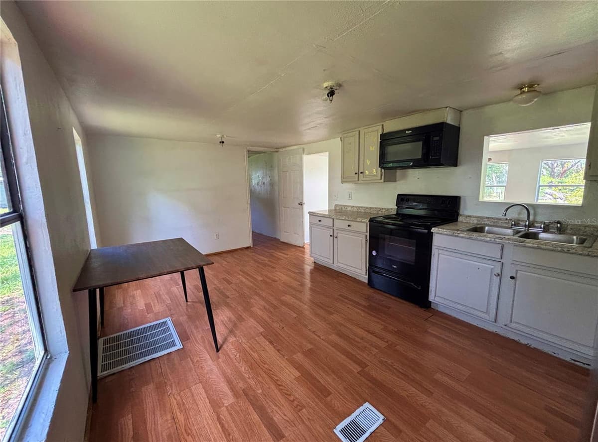 18274 22ND PLACE — photo 21 of 21