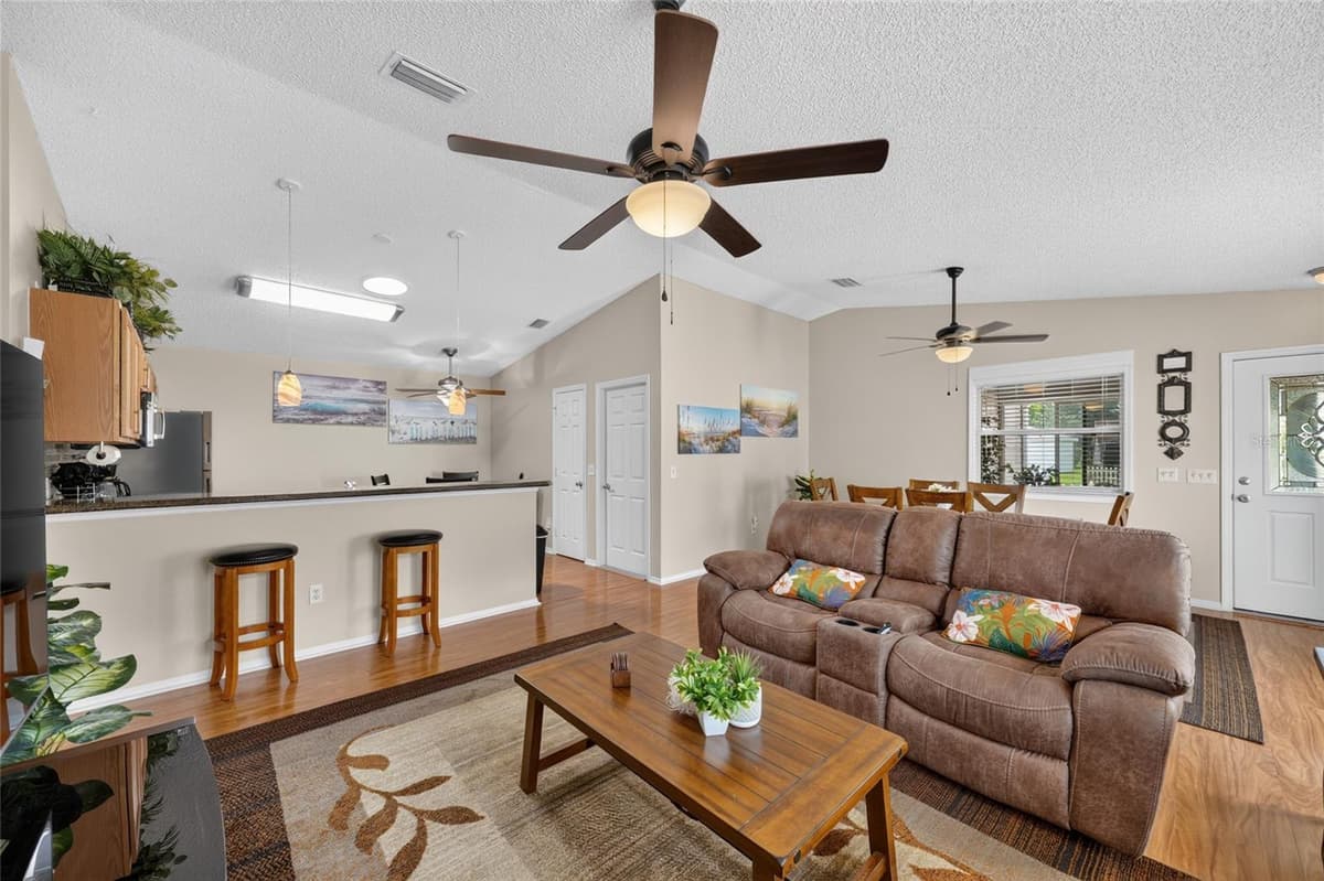 2673 SUFFOLK STREET — photo 9 of 34