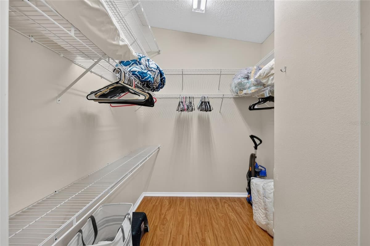2673 SUFFOLK STREET — photo 14 of 34