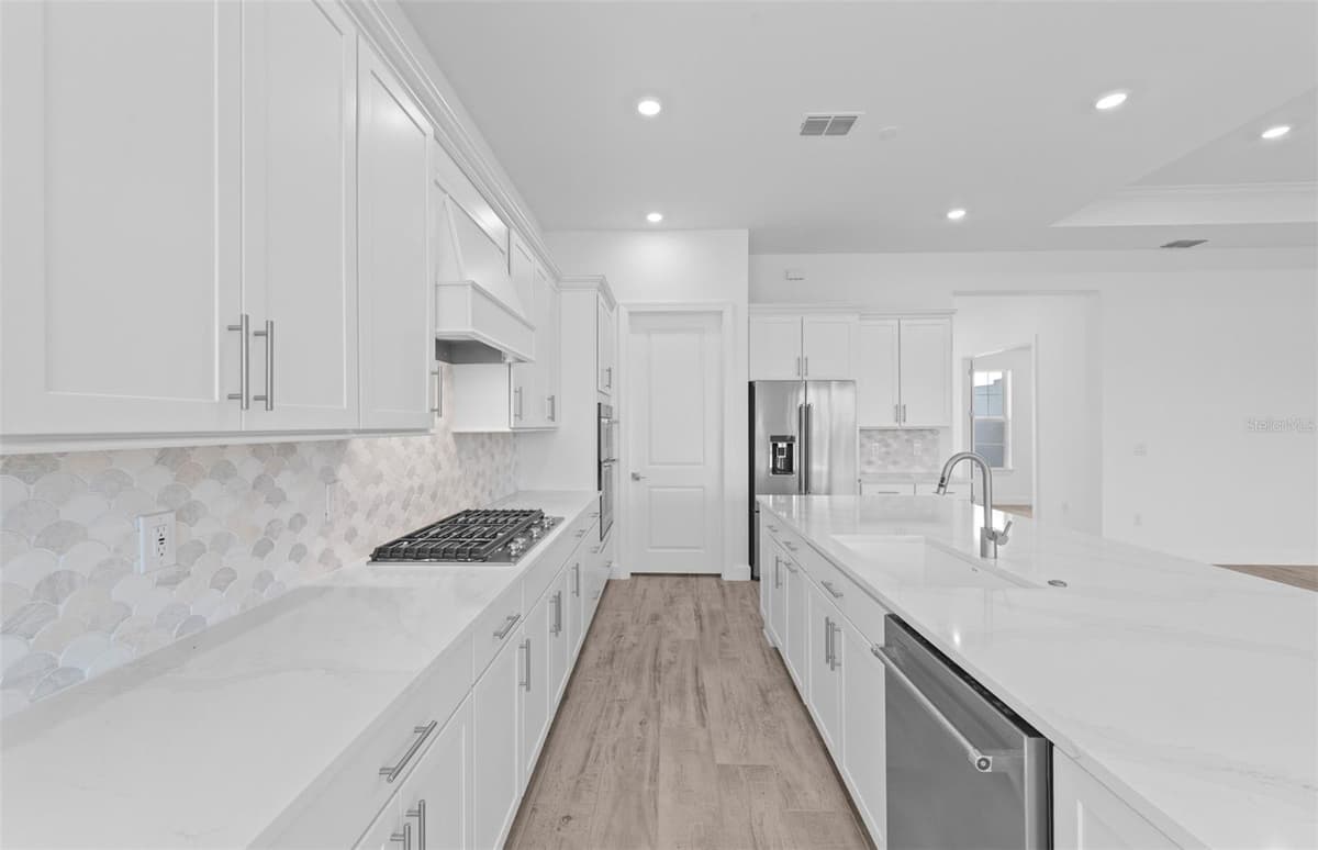 26537 SANDY HILL CIRCLE — photo 18 of 38