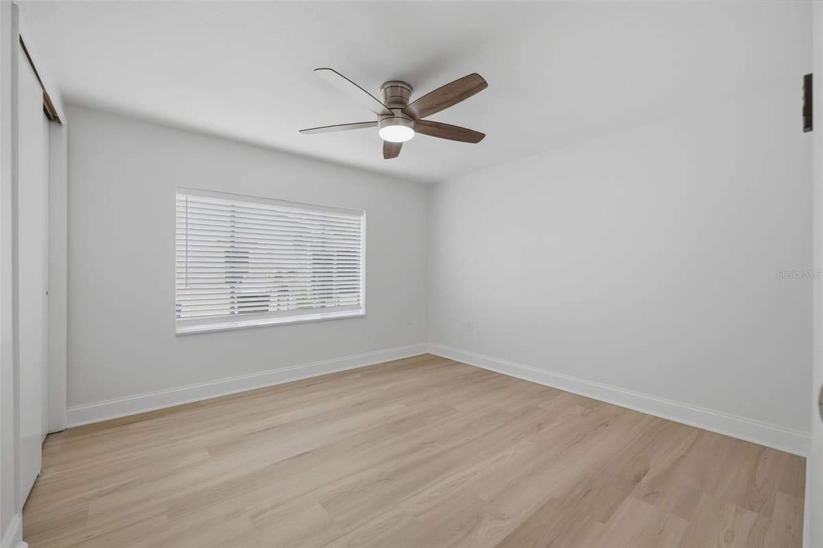 8411 LINCOLNSHIRE DRIVE — photo 20 of 48