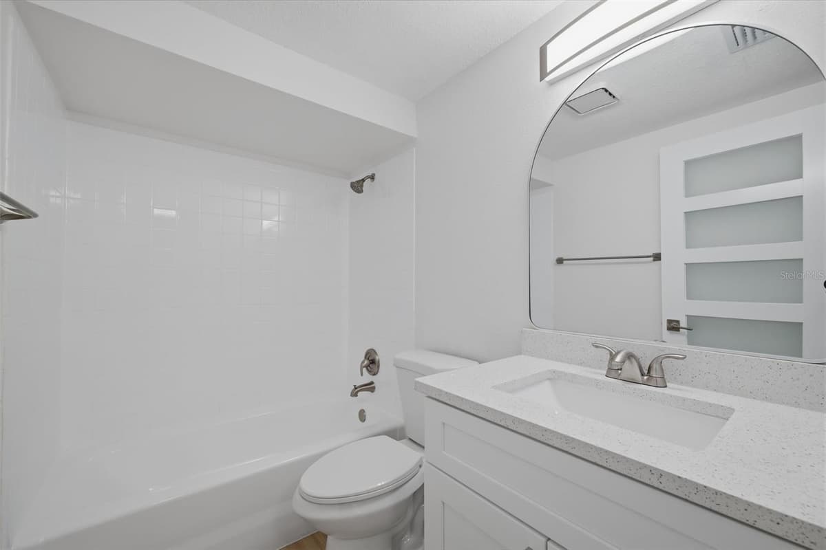 8411 LINCOLNSHIRE DRIVE — photo 19 of 48