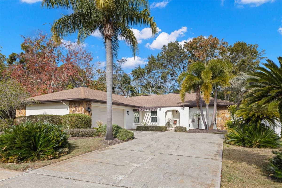 3420 HYDE PARK DRIVE — photo 1 of 38