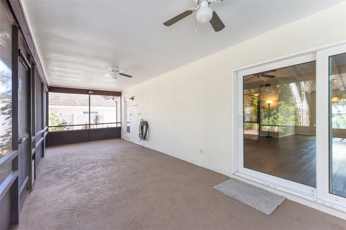 3420 HYDE PARK DRIVE — photo 33 of 38