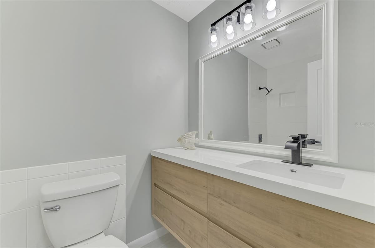 166 CHATHAM STREET — photo 29 of 42