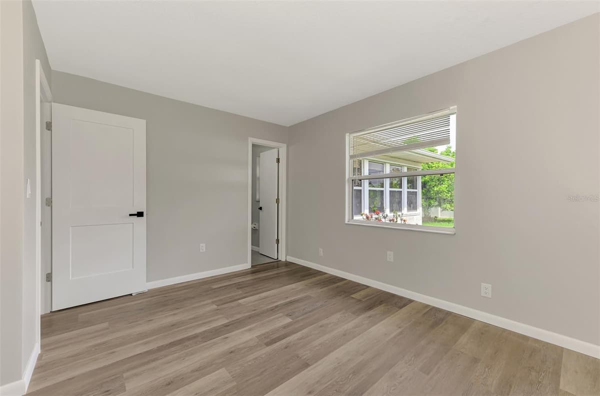 166 CHATHAM STREET — photo 25 of 42