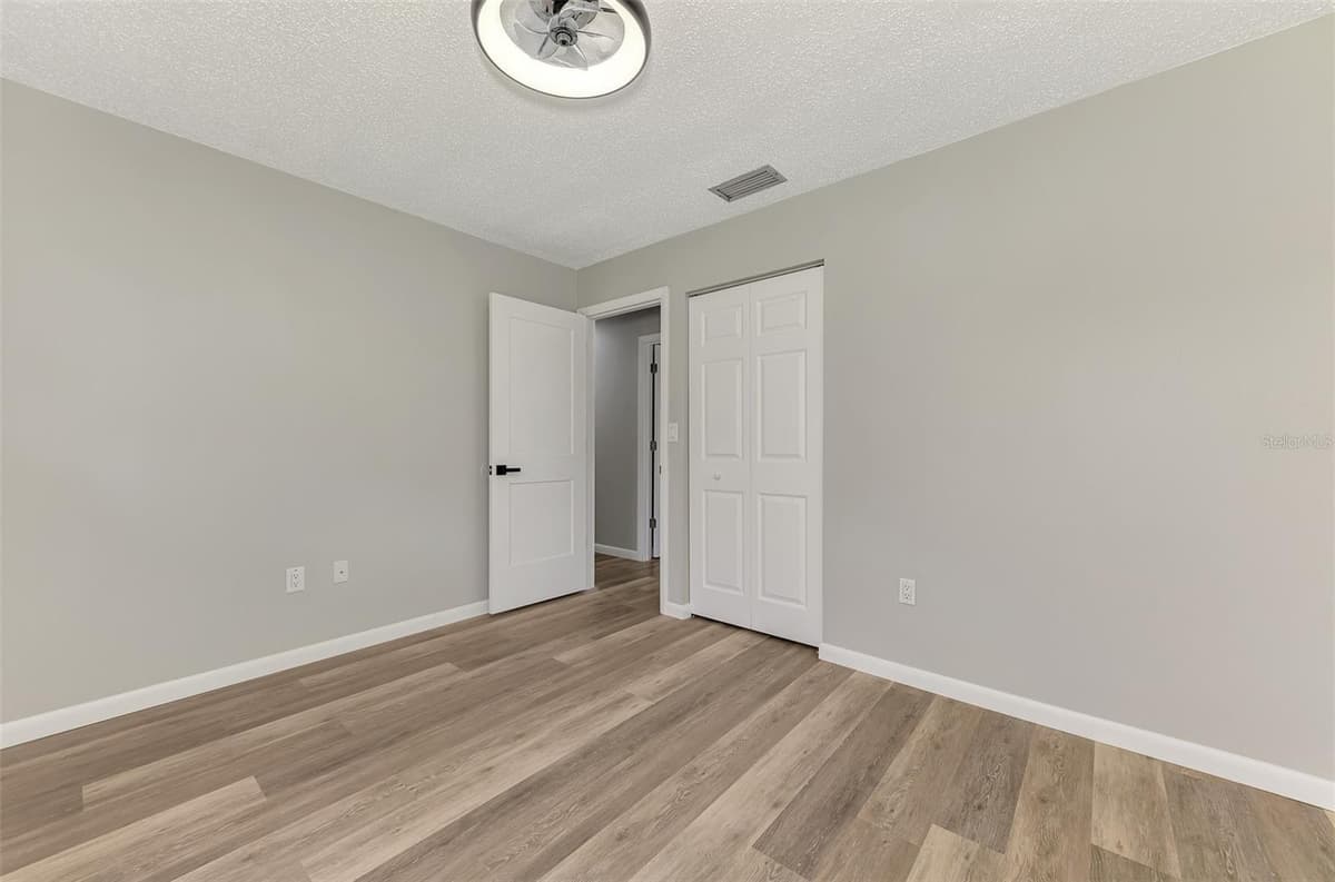 166 CHATHAM STREET — photo 31 of 42