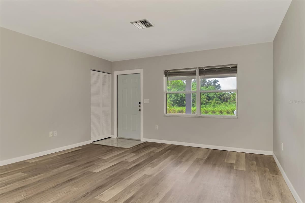 166 CHATHAM STREET — photo 5 of 42