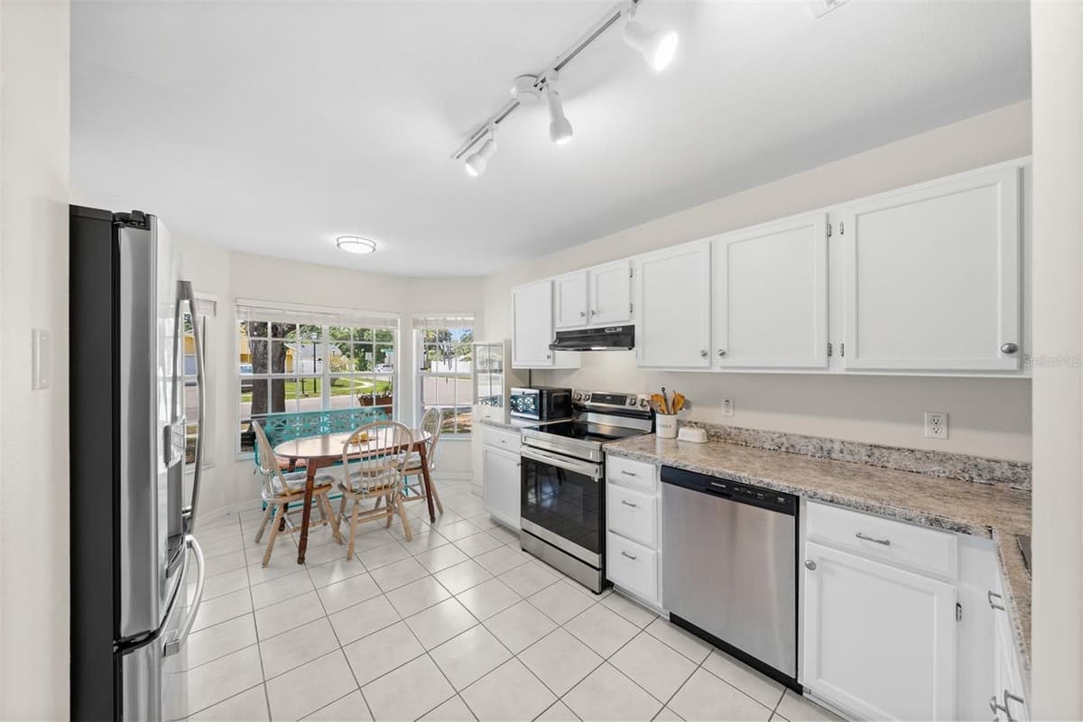 6673 RYAN CHASE COURT — photo 7 of 58