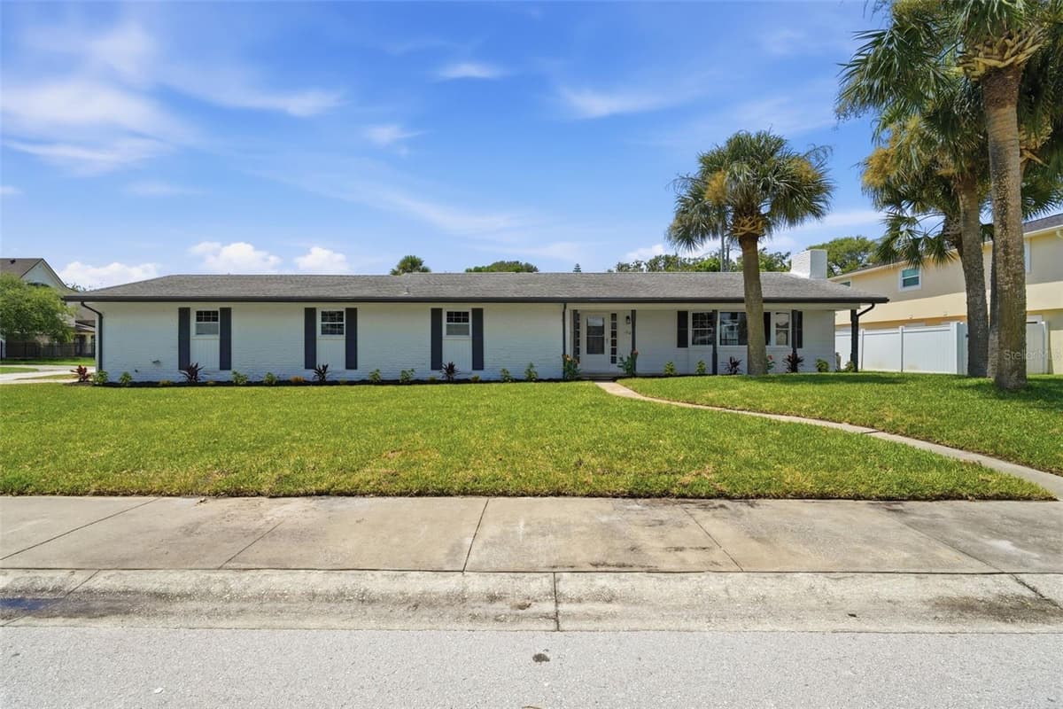 102 ANN RUSTIN DRIVE — photo 1 of 37