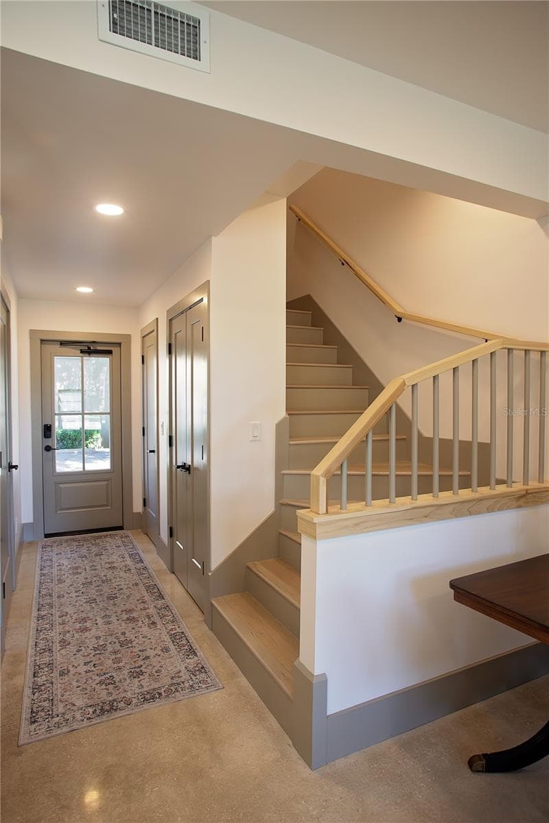 521 2ND STREET — photo 6 of 14