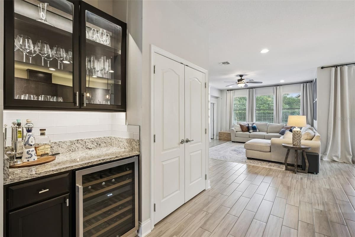 219 VERDE WAY — photo 10 of 94
