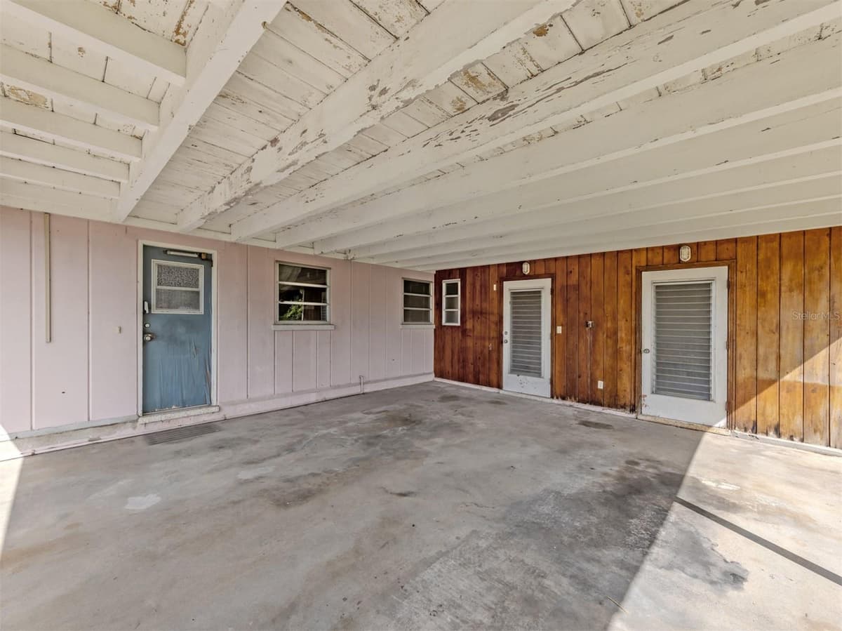 730 VENICE BOULEVARD — photo 3 of 67